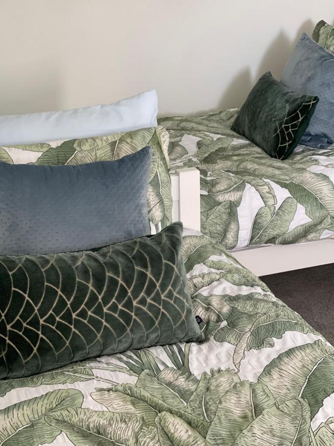 Hollie'S Beach House Peel Luaran gambar